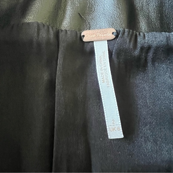 Free People Black Mini Skirt - Picture 3 of 7